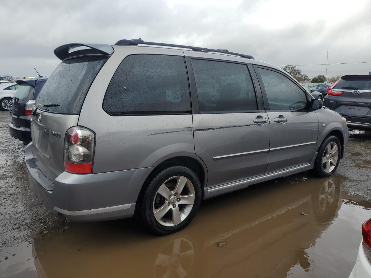 2004 Mazda MPV - Image 3