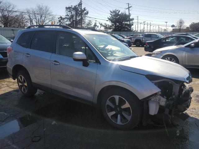 Паркетники SUBARU FORESTER 2017 Серебристый