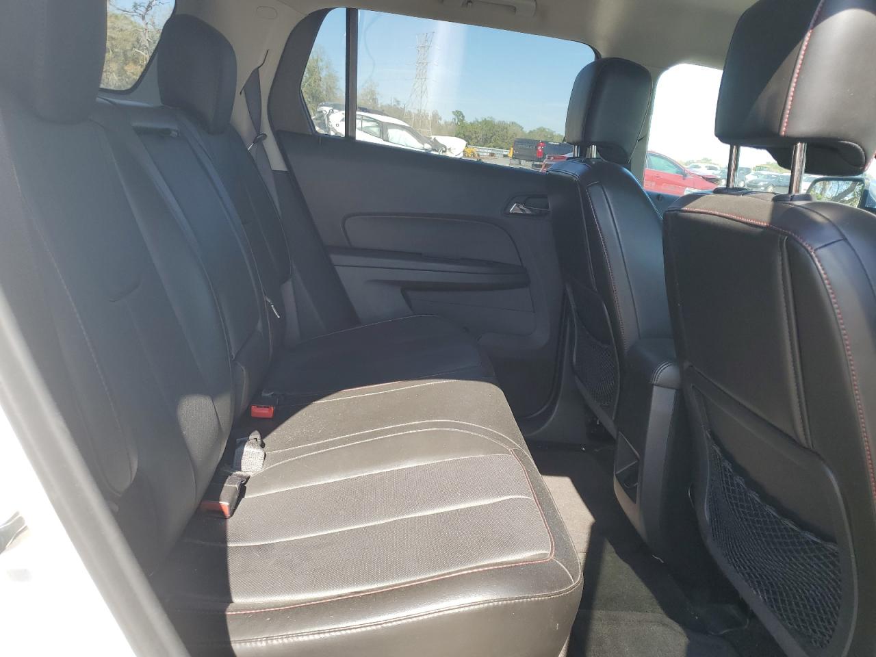 2016 GMC Terrain - Image 11