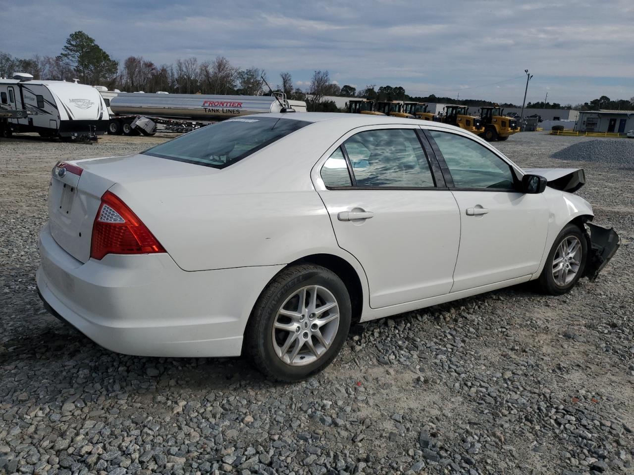 2011 Ford Fusion - Image 3