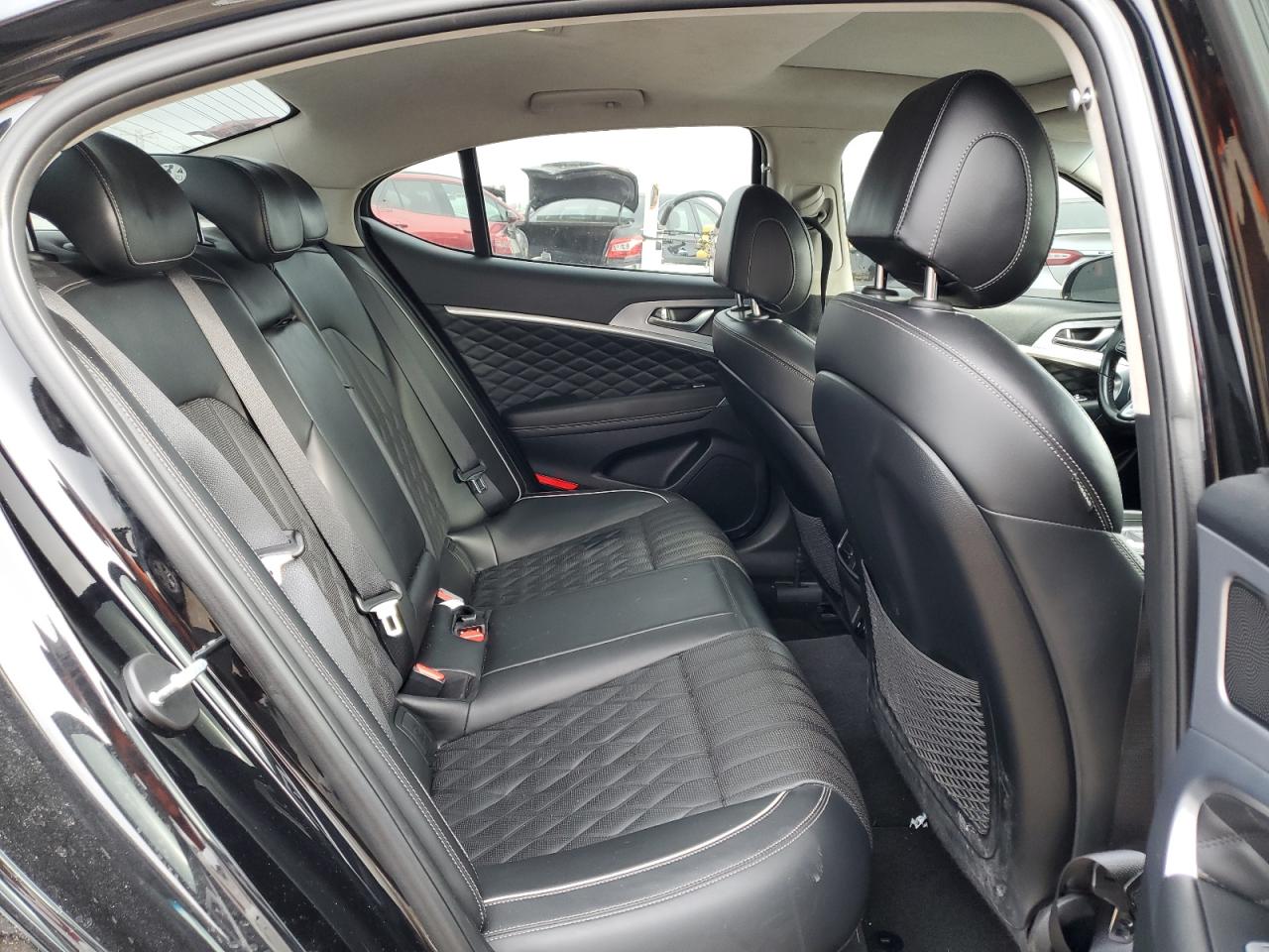 2020 Genesis G70 - Image 10