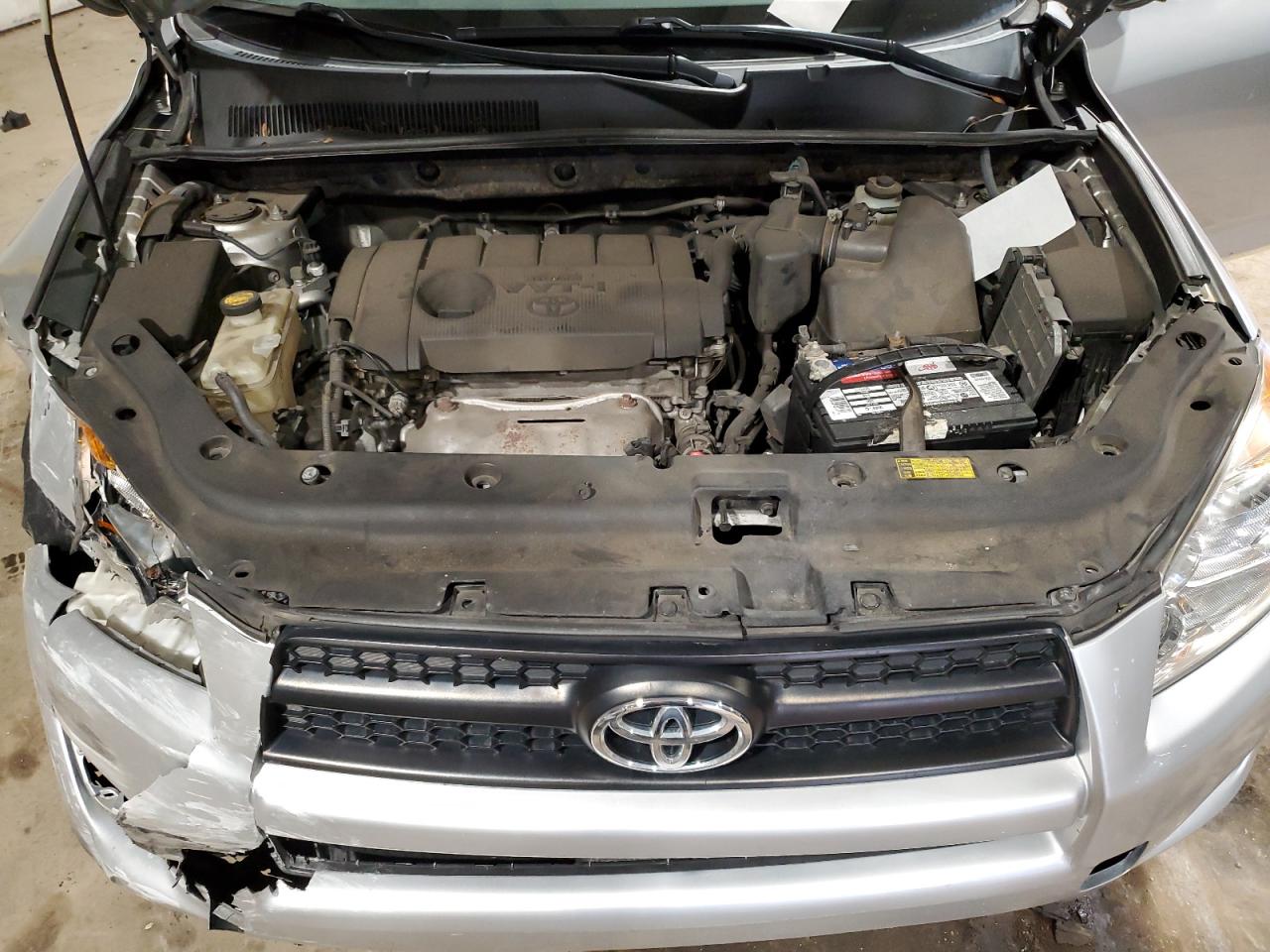 2012 Toyota RAV 4 - Image 13