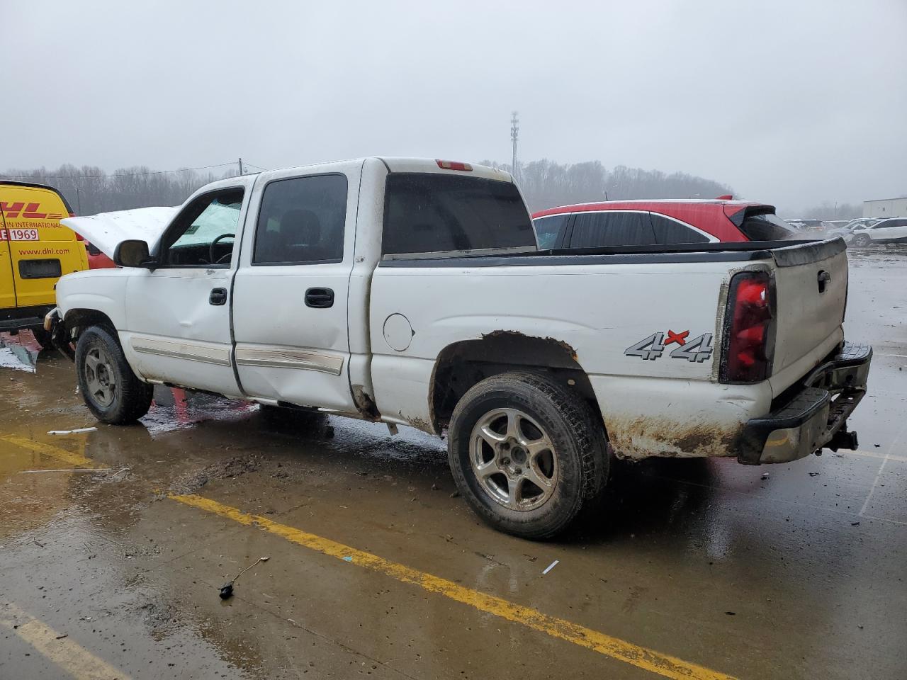 2005 Chevrolet Silverado - Image 2
