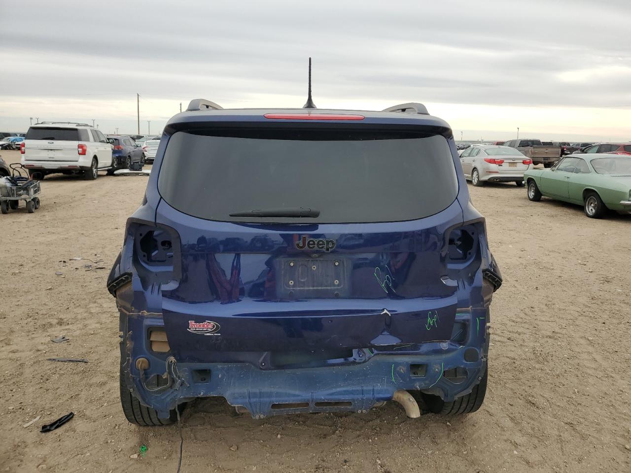 2017 Jeep Renegade - Image 6