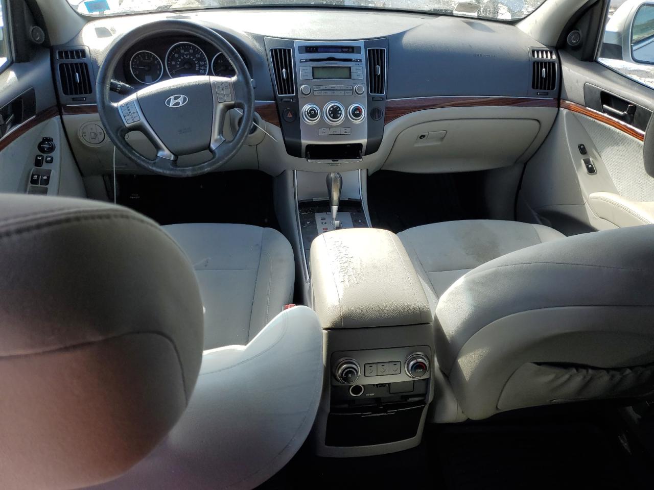 2011 Hyundai Veracruz - Image 8