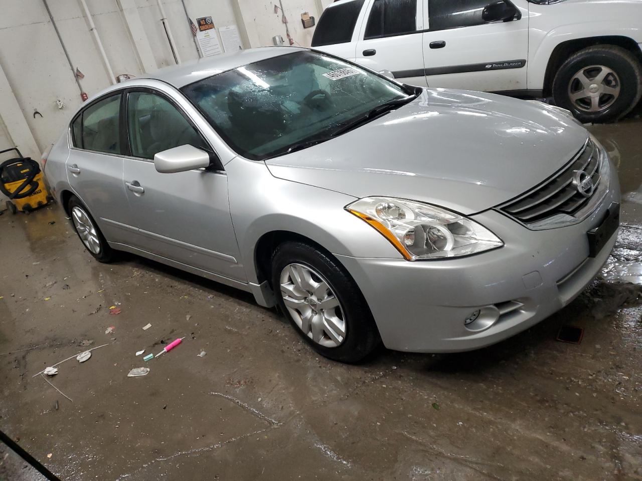 2010 Nissan Altima - Image 4