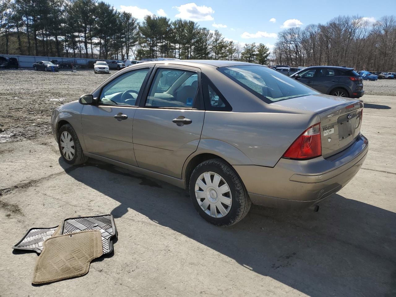 2005 Ford Focus - Image 2