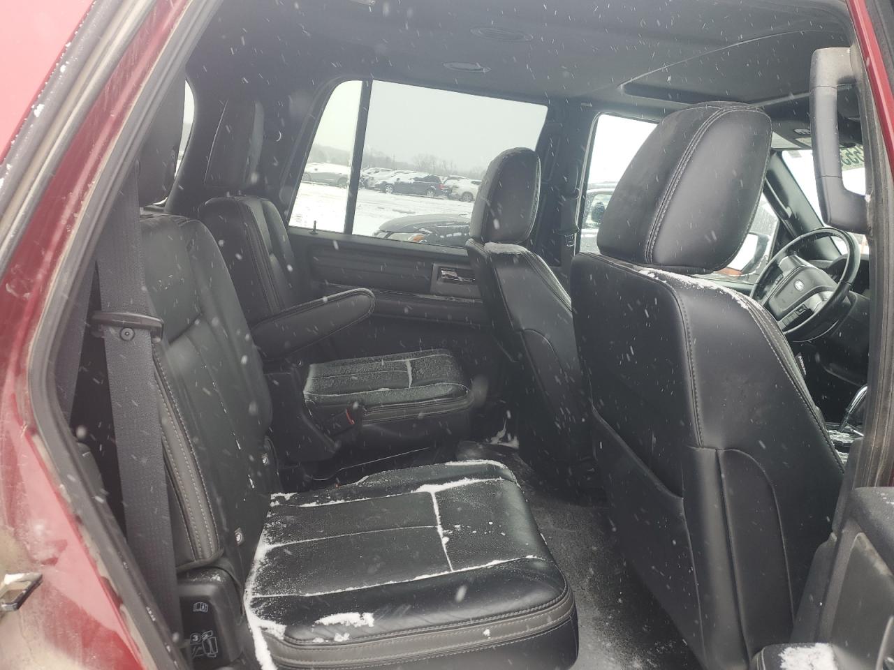 2015 Ford Expedition - Image 11