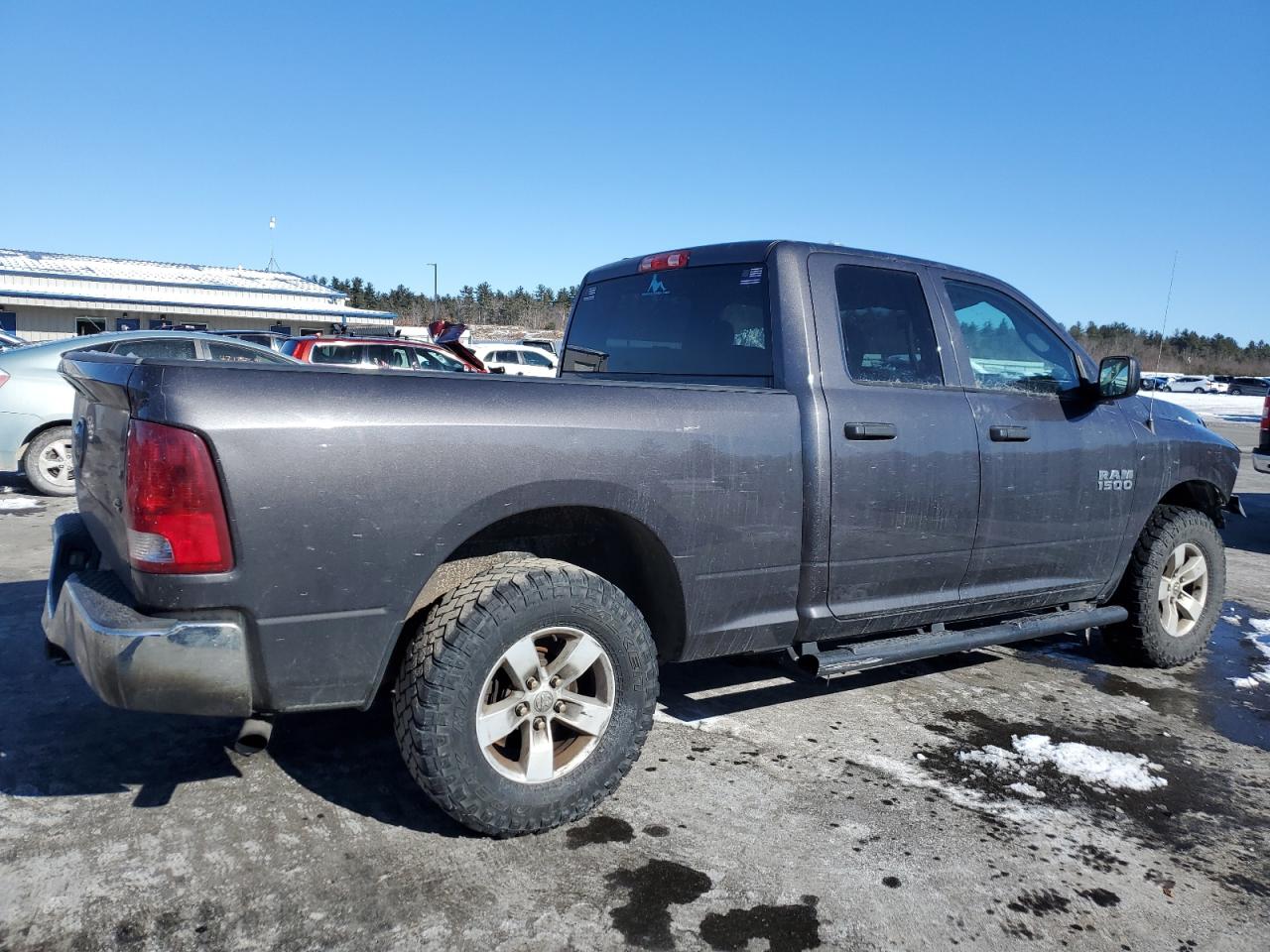 2016 RAM 1500 - Image 3