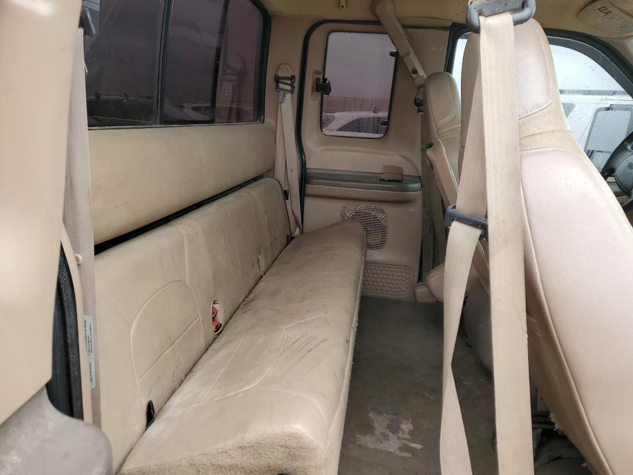 1999 Ford F250 - Image 10
