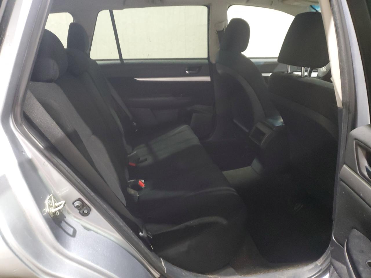 2014 Subaru Outback - Image 11