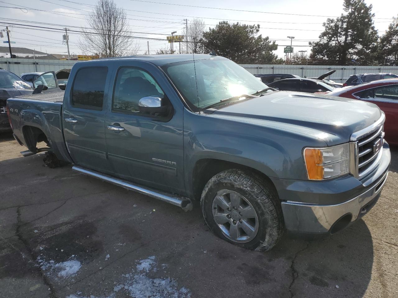 2013 GMC Sierra - Image 4