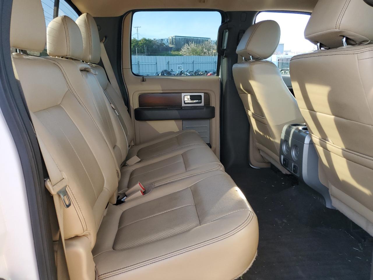 2012 Ford F-150 - Image 11
