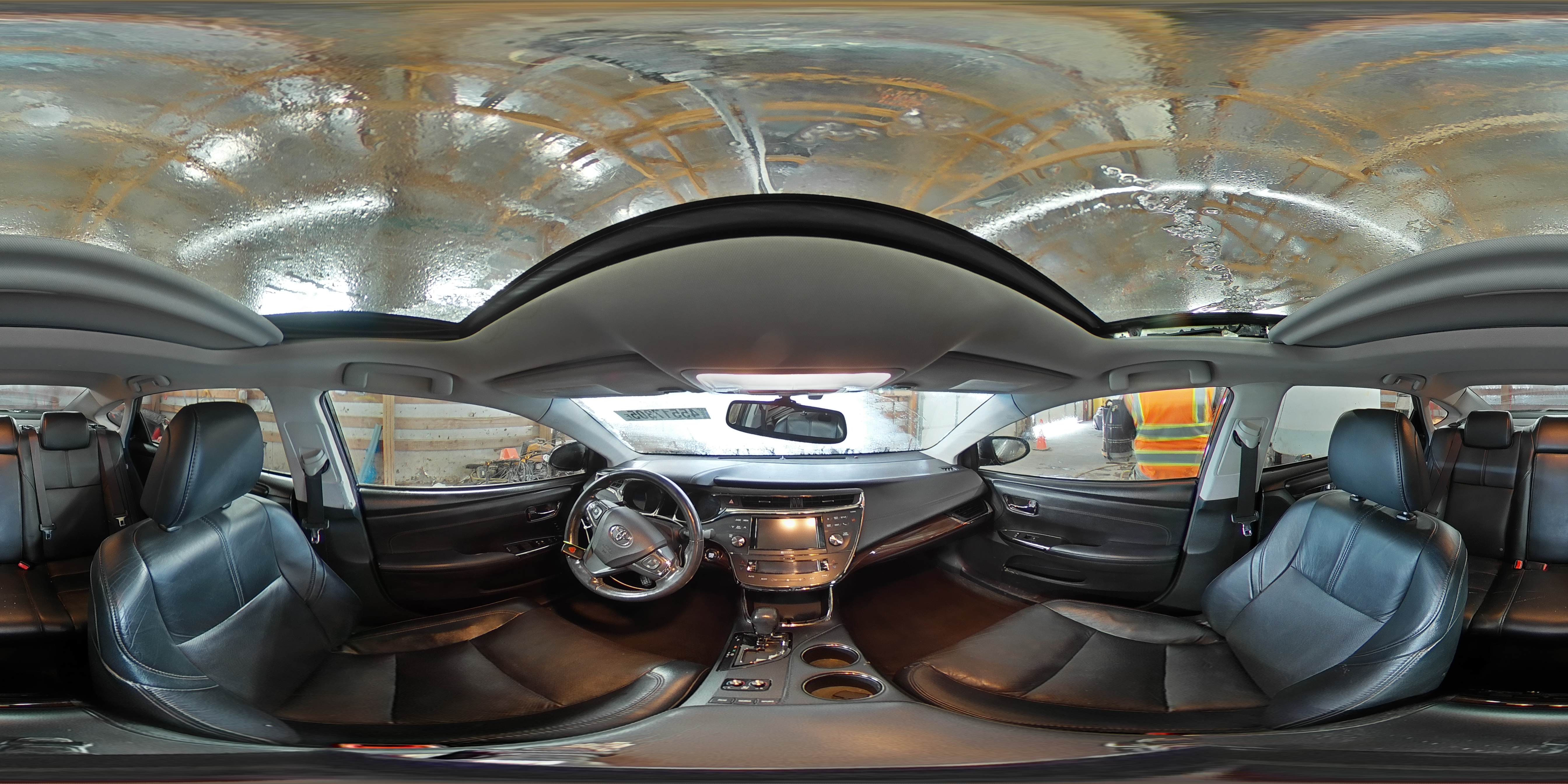2013 Toyota Avalon - Image 14