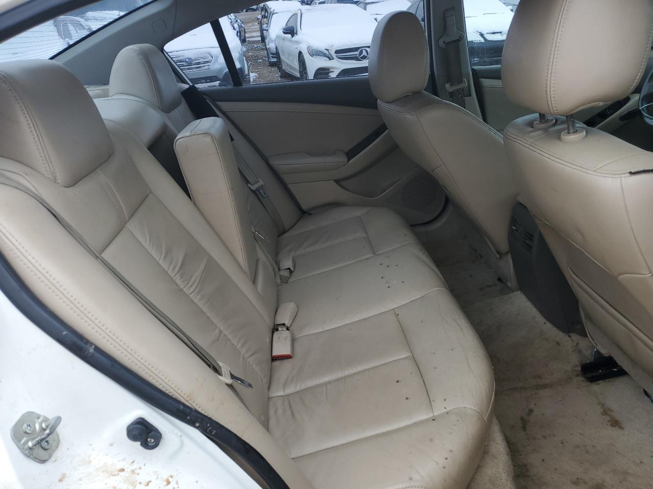 2012 Nissan Altima - Image 10