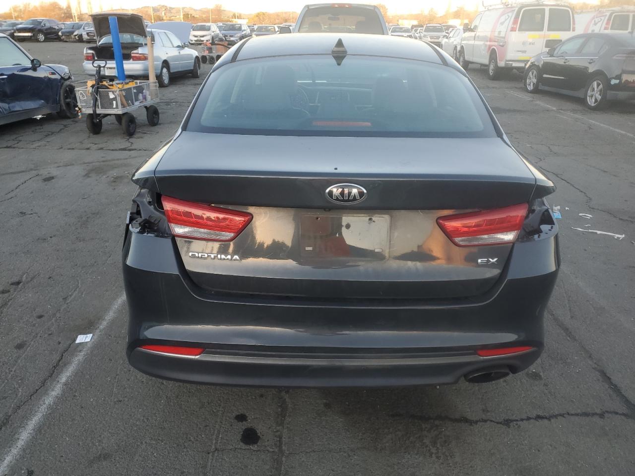 2016 Kia Optima - Image 6