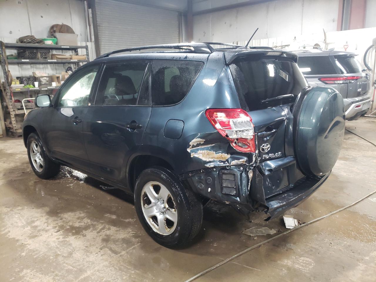 2009 Toyota RAV 4 - Image 2