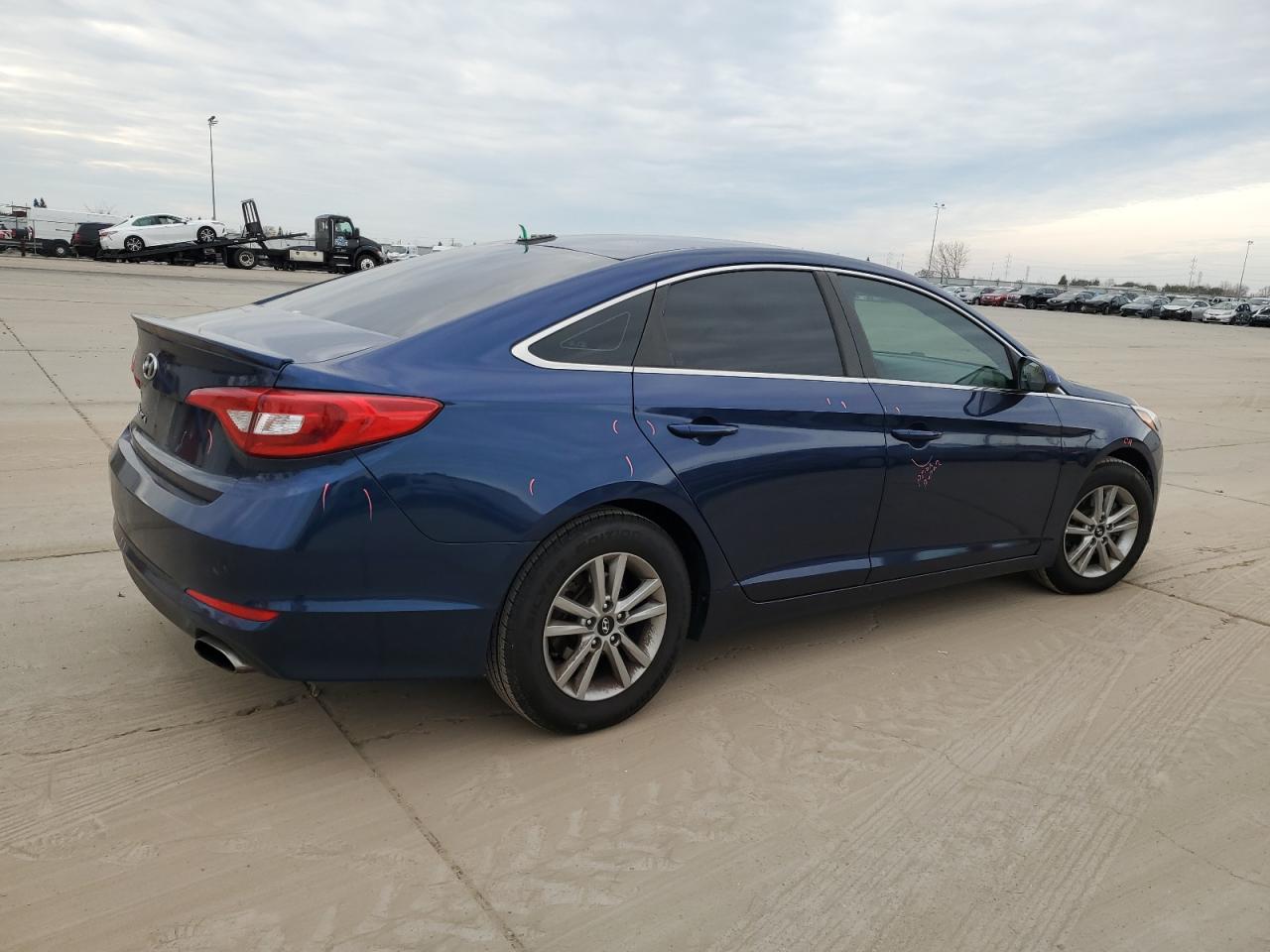 2017 Hyundai Sonata - Image 3