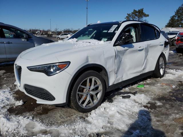 2018 Alfa Romeo Stelvio Ti Sport