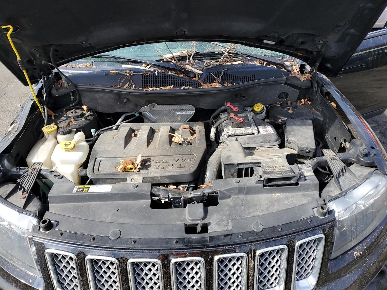 2015 Jeep Compass Latitude VIN: 1C4NJDEB8FD324898 Lot: 46521715