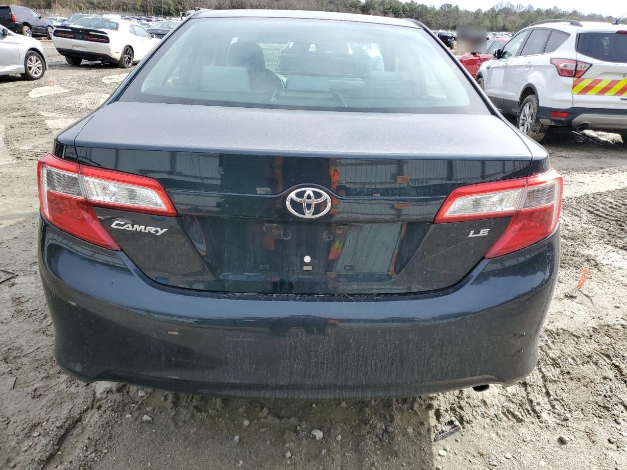 2012 Toyota Camry - Image 6