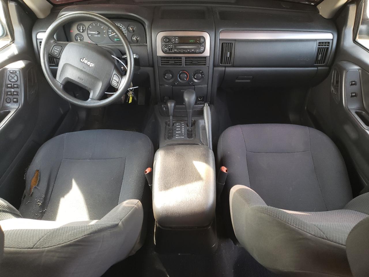 2002 Jeep Grand Cherokee - Image 8