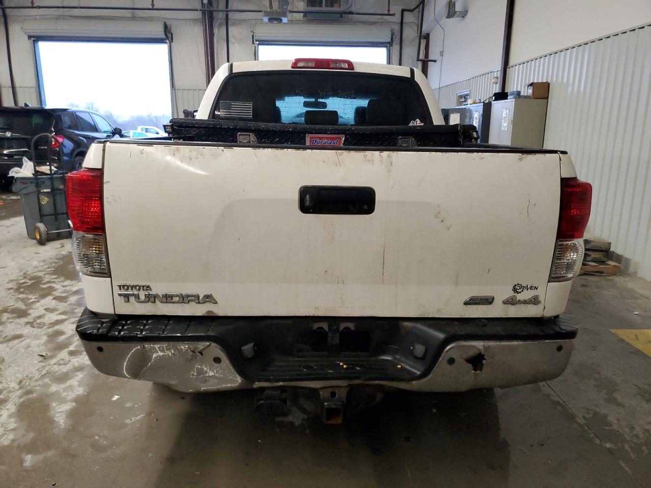 2010 Toyota Tundra - Image 6