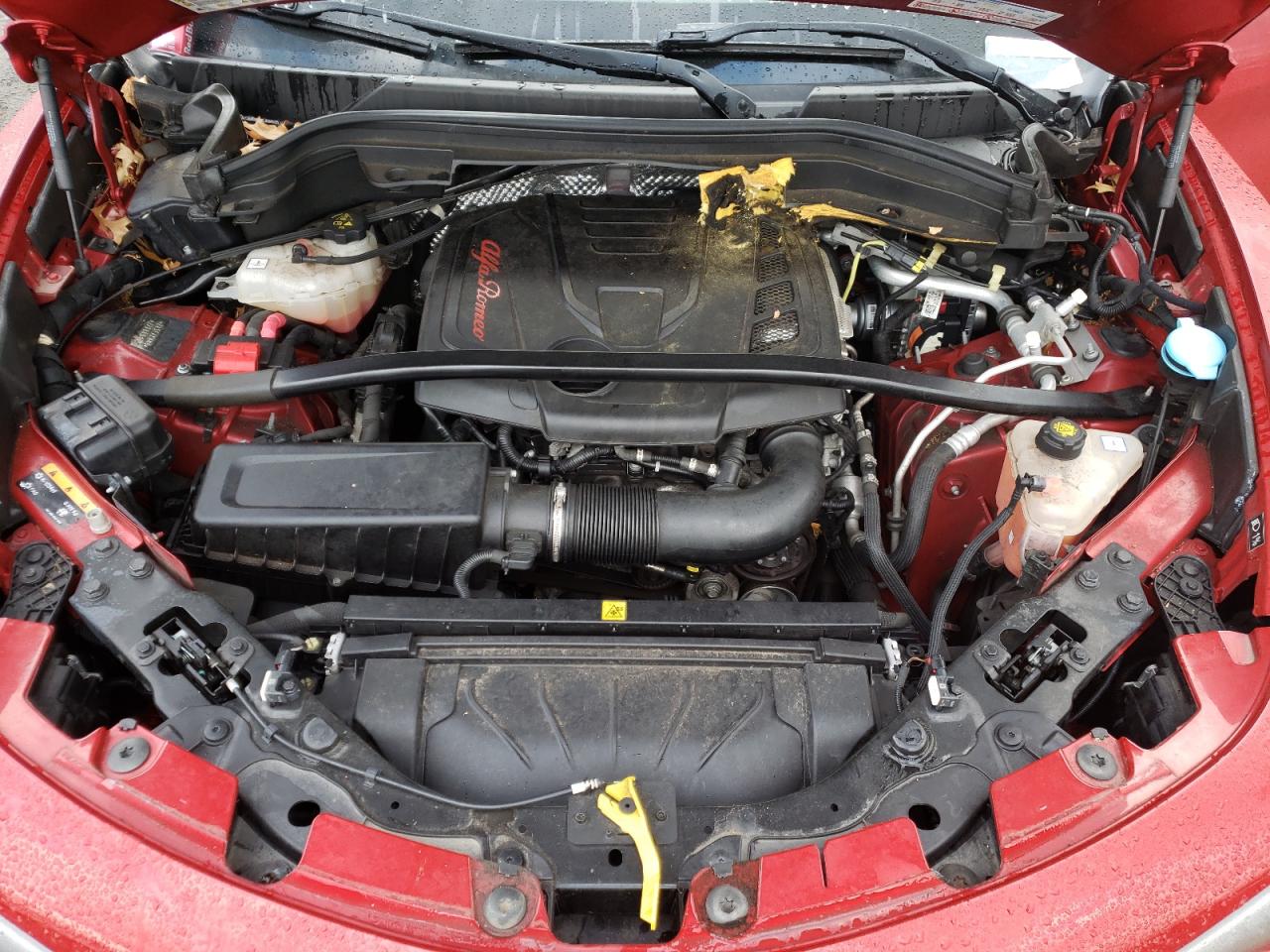 2018 Alfa Romeo Stelvio - Image 12