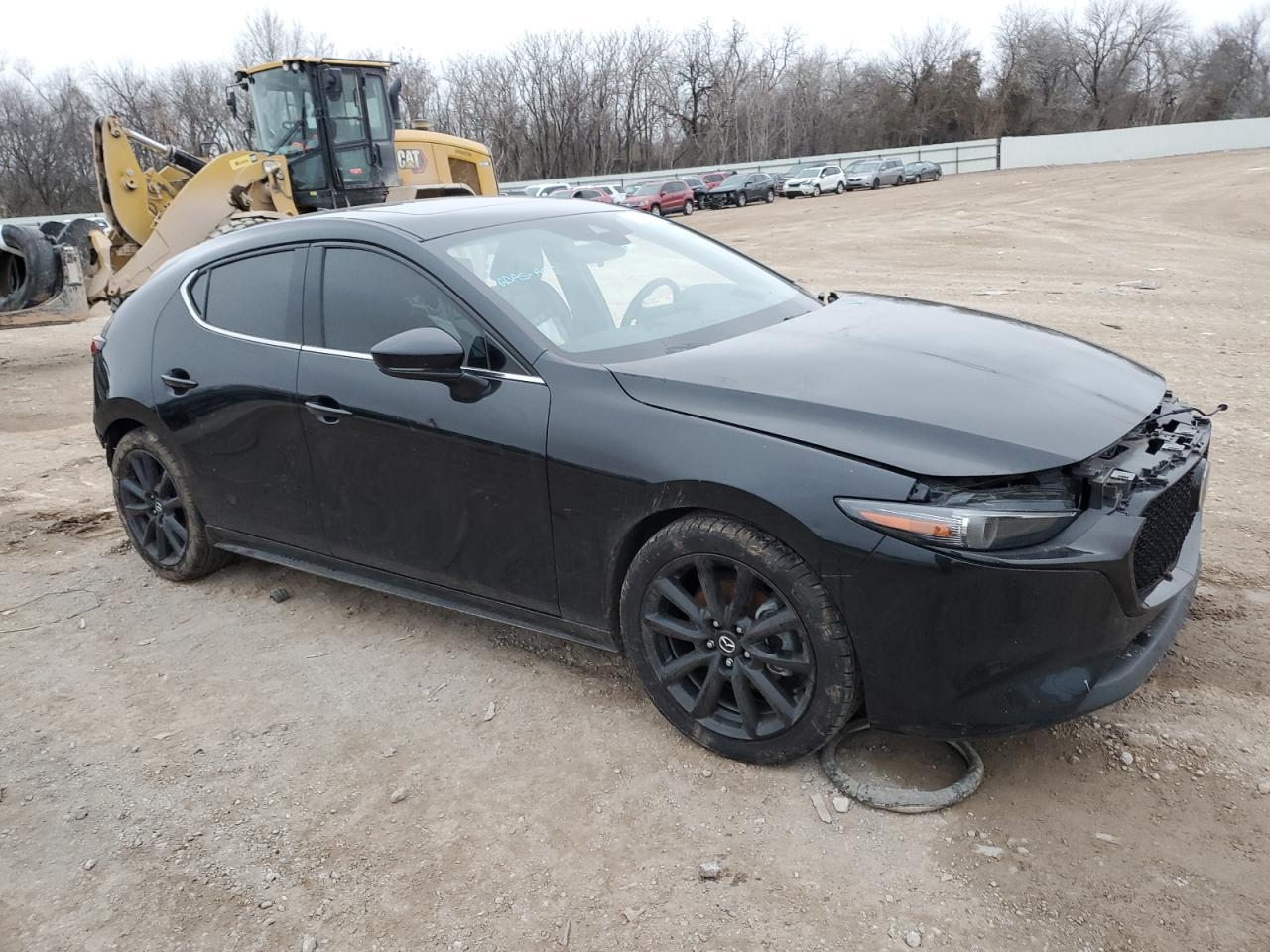 2021 Mazda 3 - Image 4