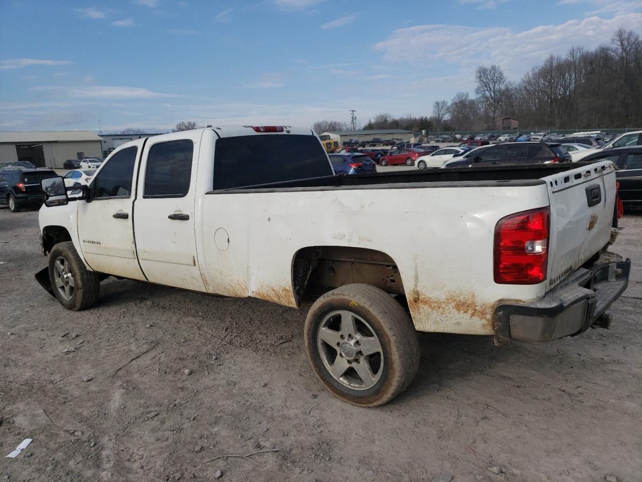 2008 Chevrolet Silverado - Image 2
