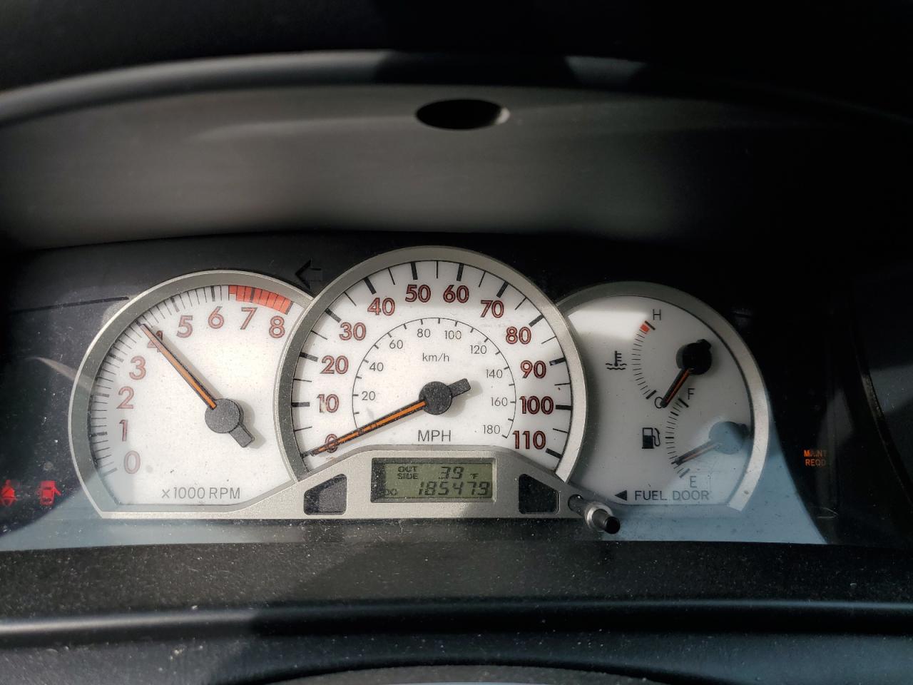 2005 Toyota Corolla - Image 9