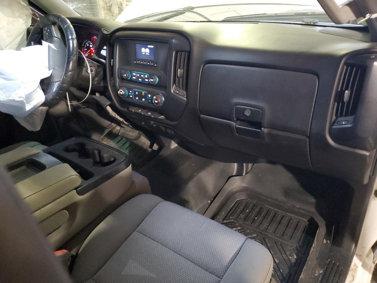 2017 GMC Sierra - Image 8