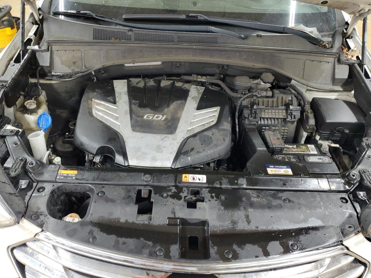 2014 Hyundai Santa Fe - Image 12