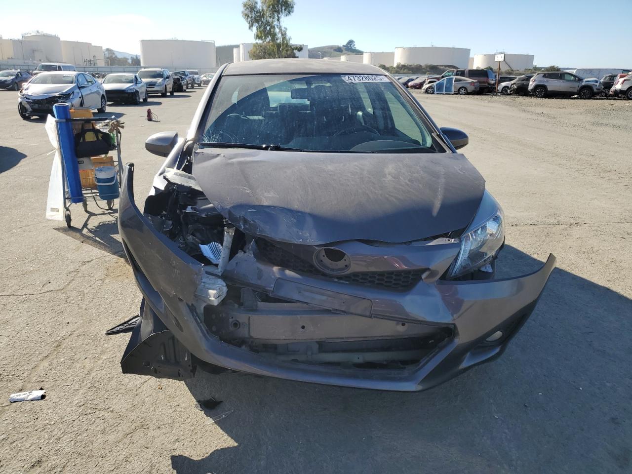 2012 Toyota Yaris - Image 5
