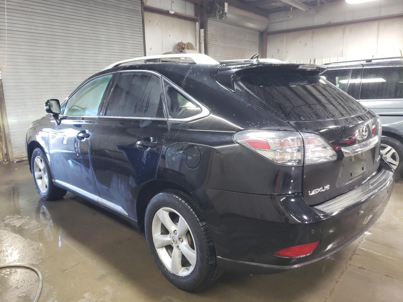 2010 Lexus RX - Image 2