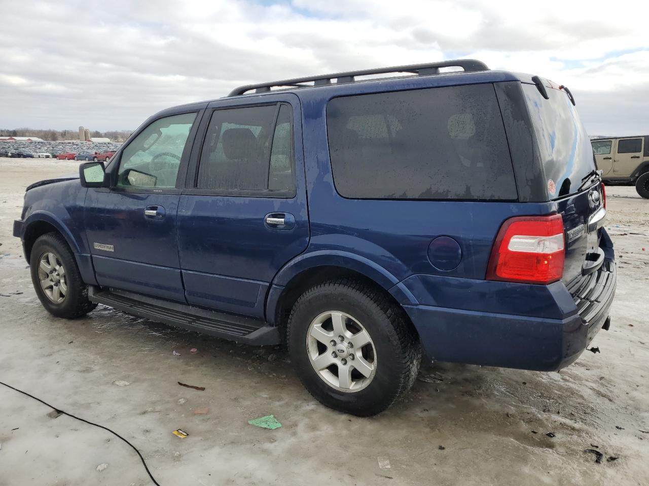 2008 Ford Expedition - Image 2