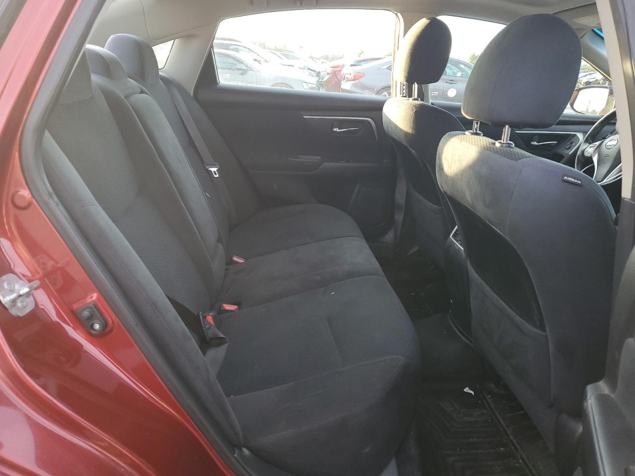 2015 Nissan Altima - Image 10