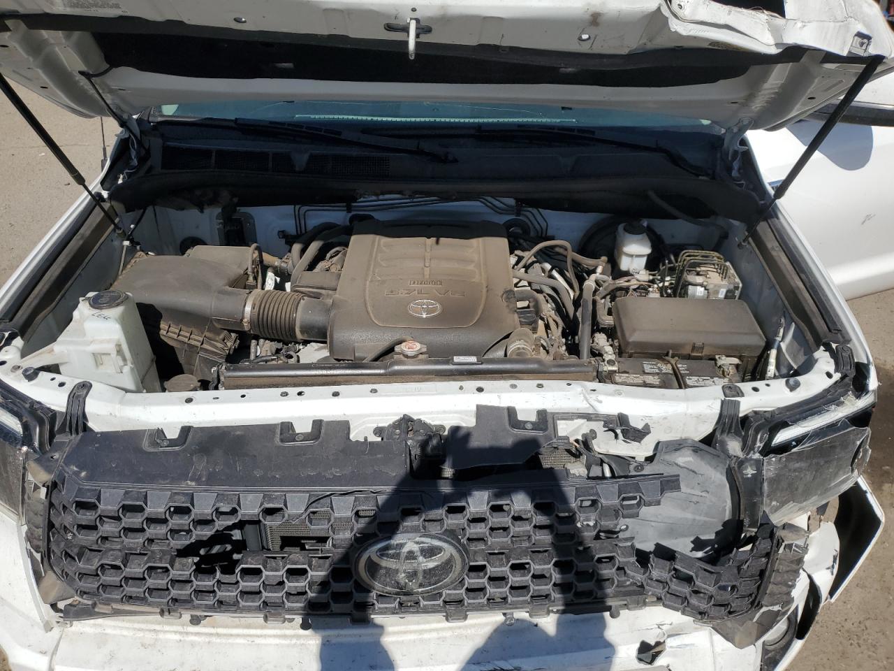 2019 Toyota Tundra - Image 12