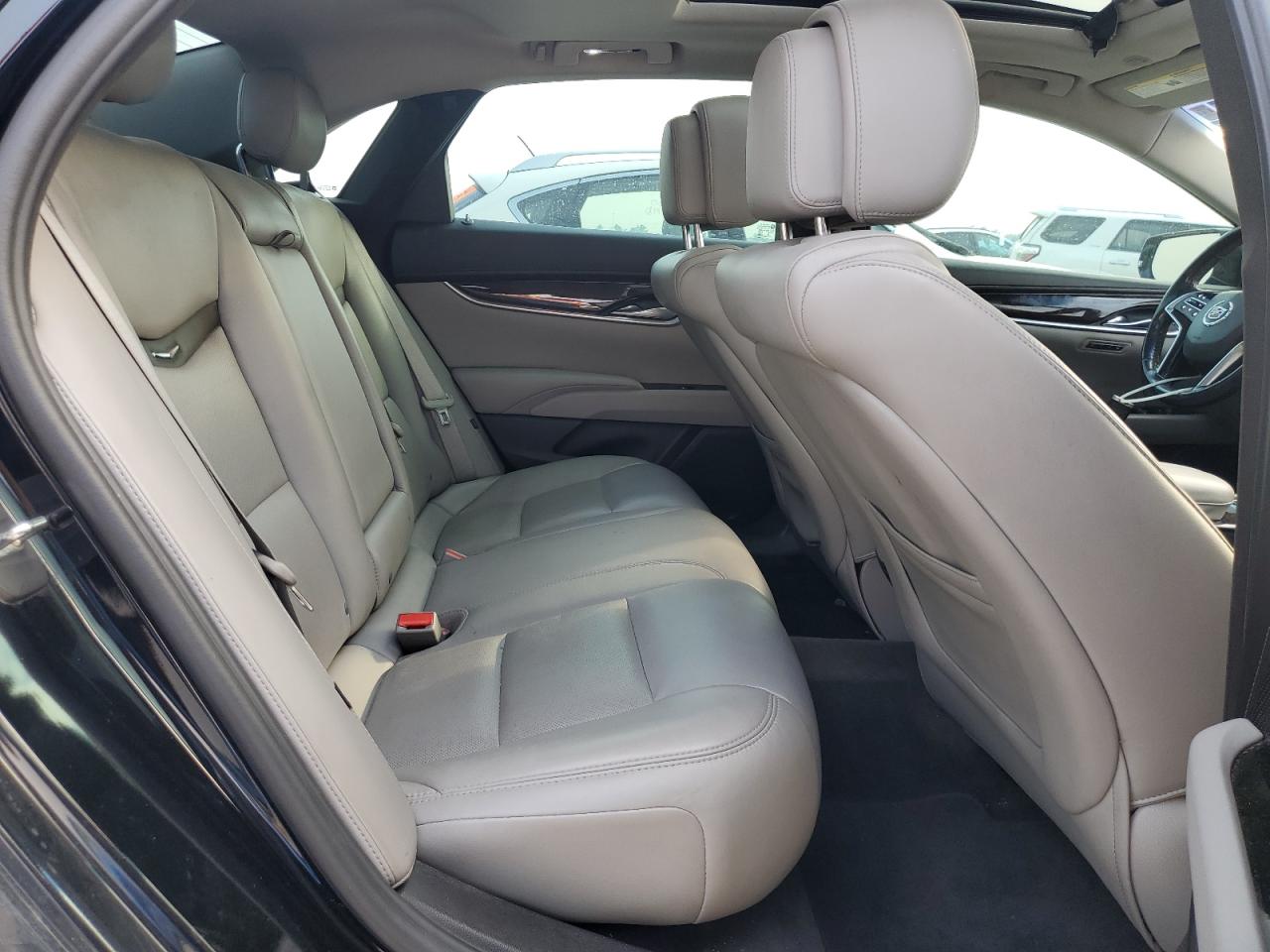 2013 Cadillac XTS - Image 10