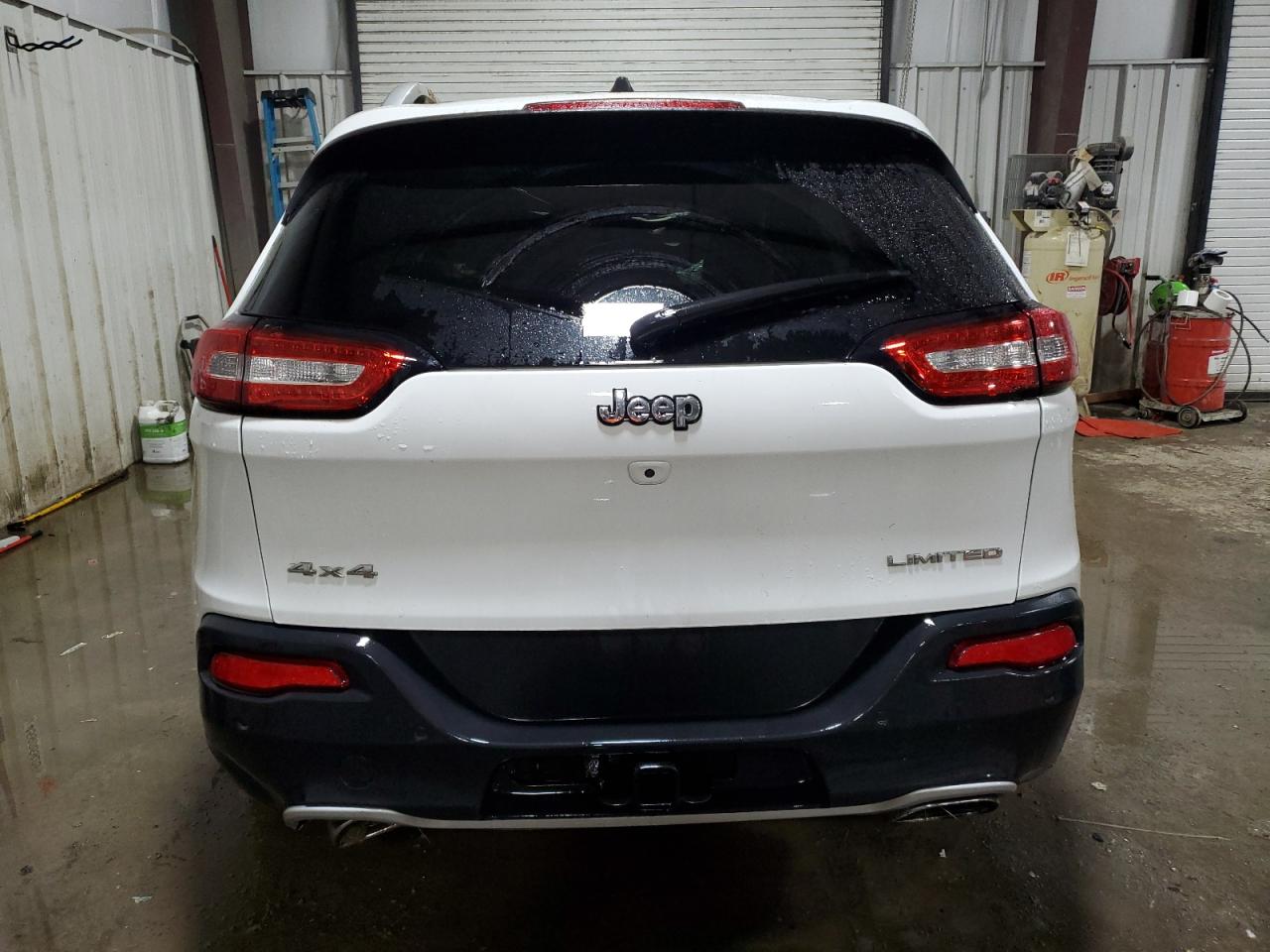 2017 Jeep Grand Cherokee - Image 6