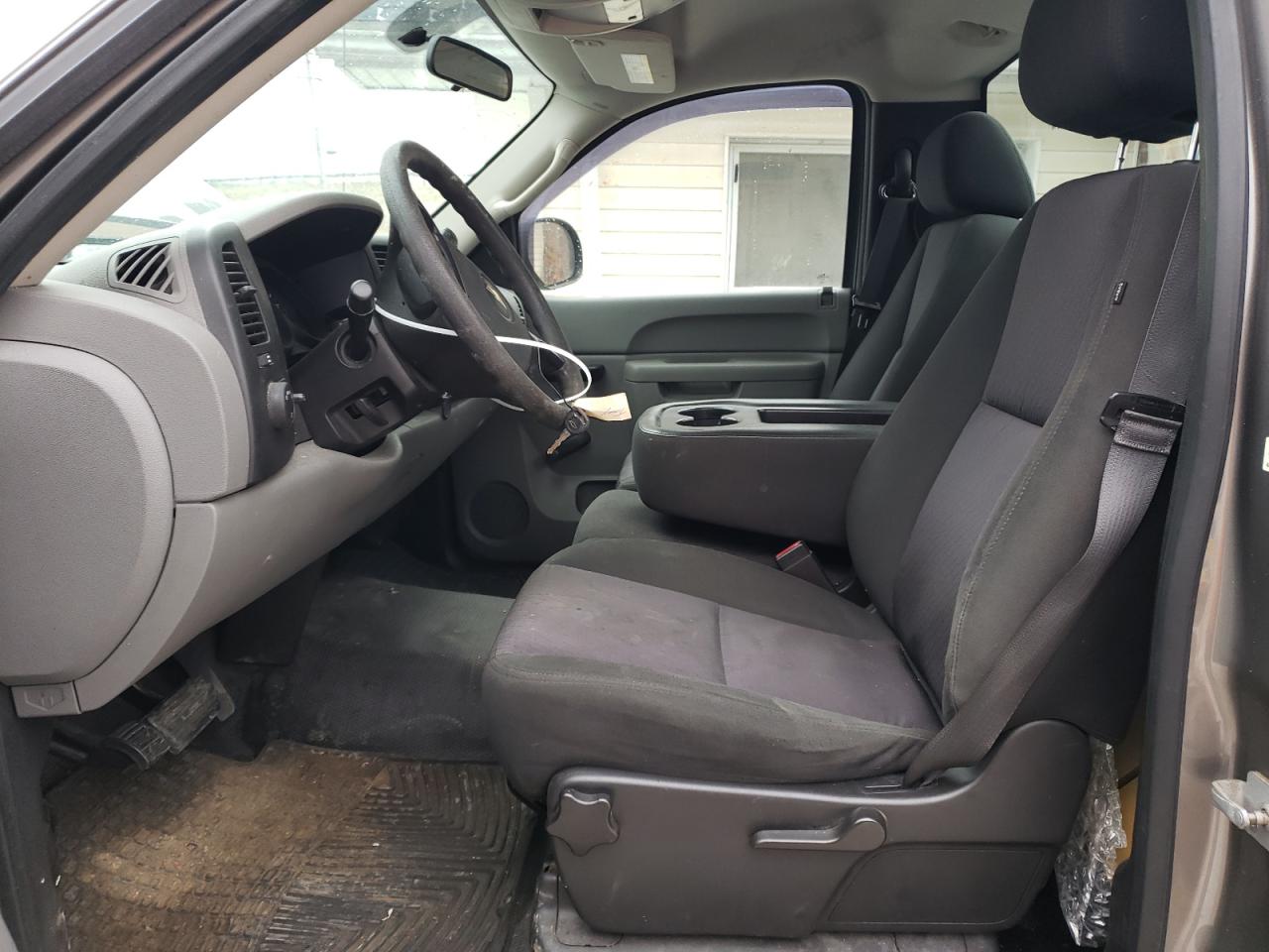 2013 Chevrolet Silverado - Image 7