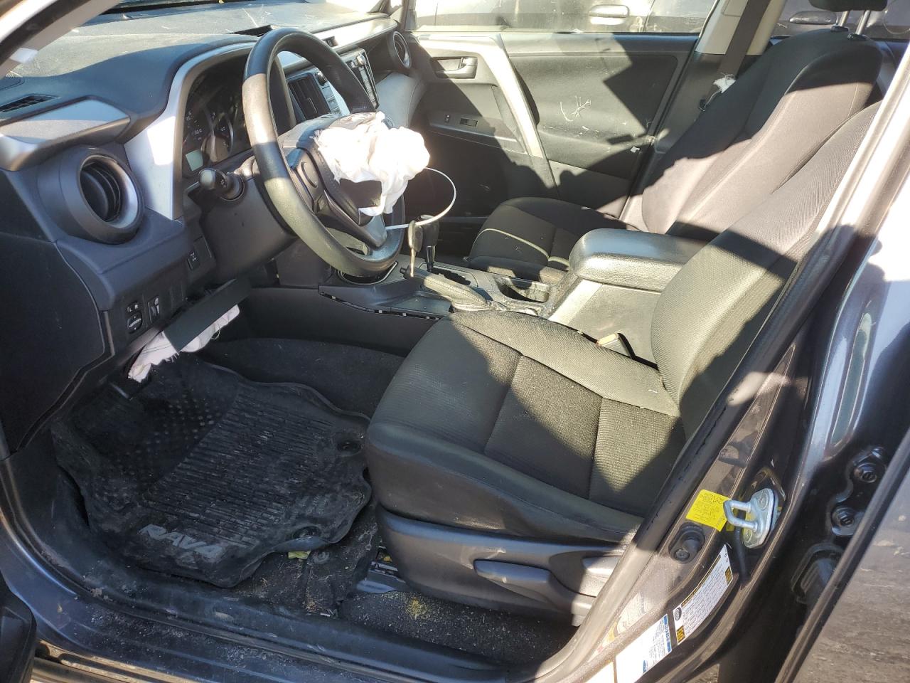 2016 Toyota RAV 4 - Image 7