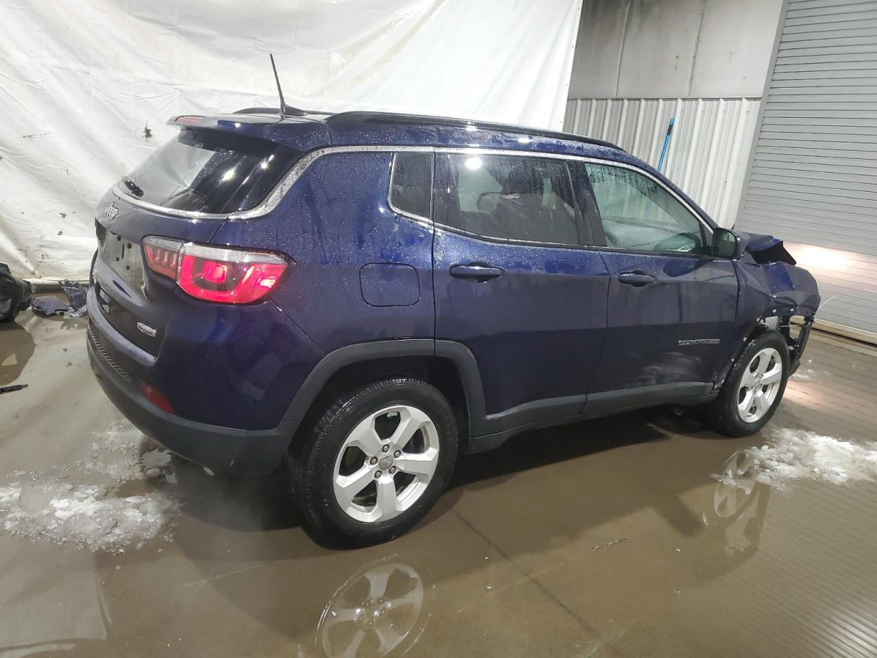 2018 Jeep Compass - Image 3