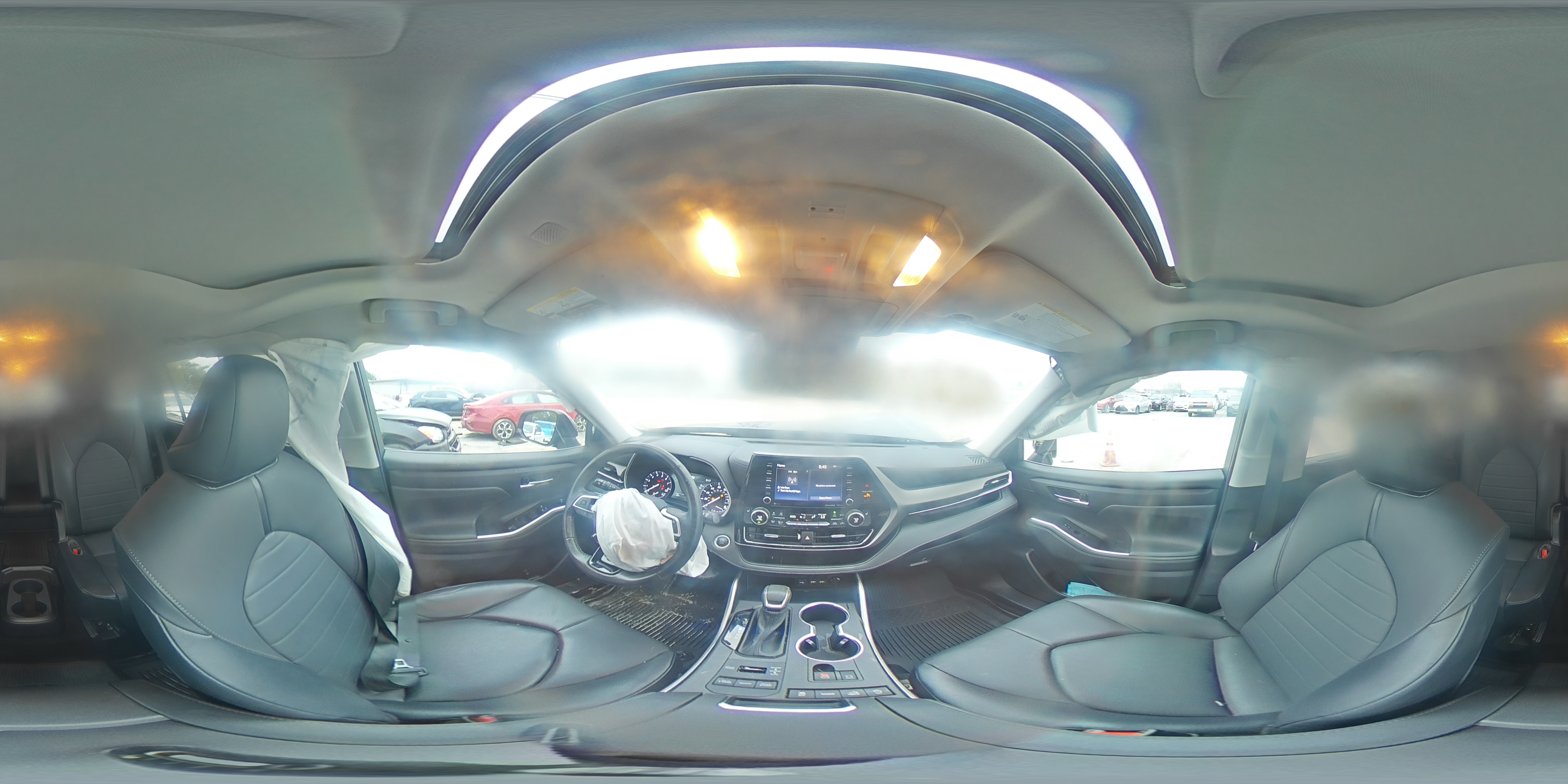 2021 Toyota Highlander - Image 14