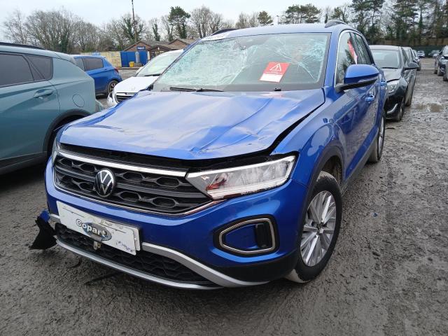 2024 VOLKSWAGEN T-ROC LIFE for sale at Copart WOLVERHAMPTON