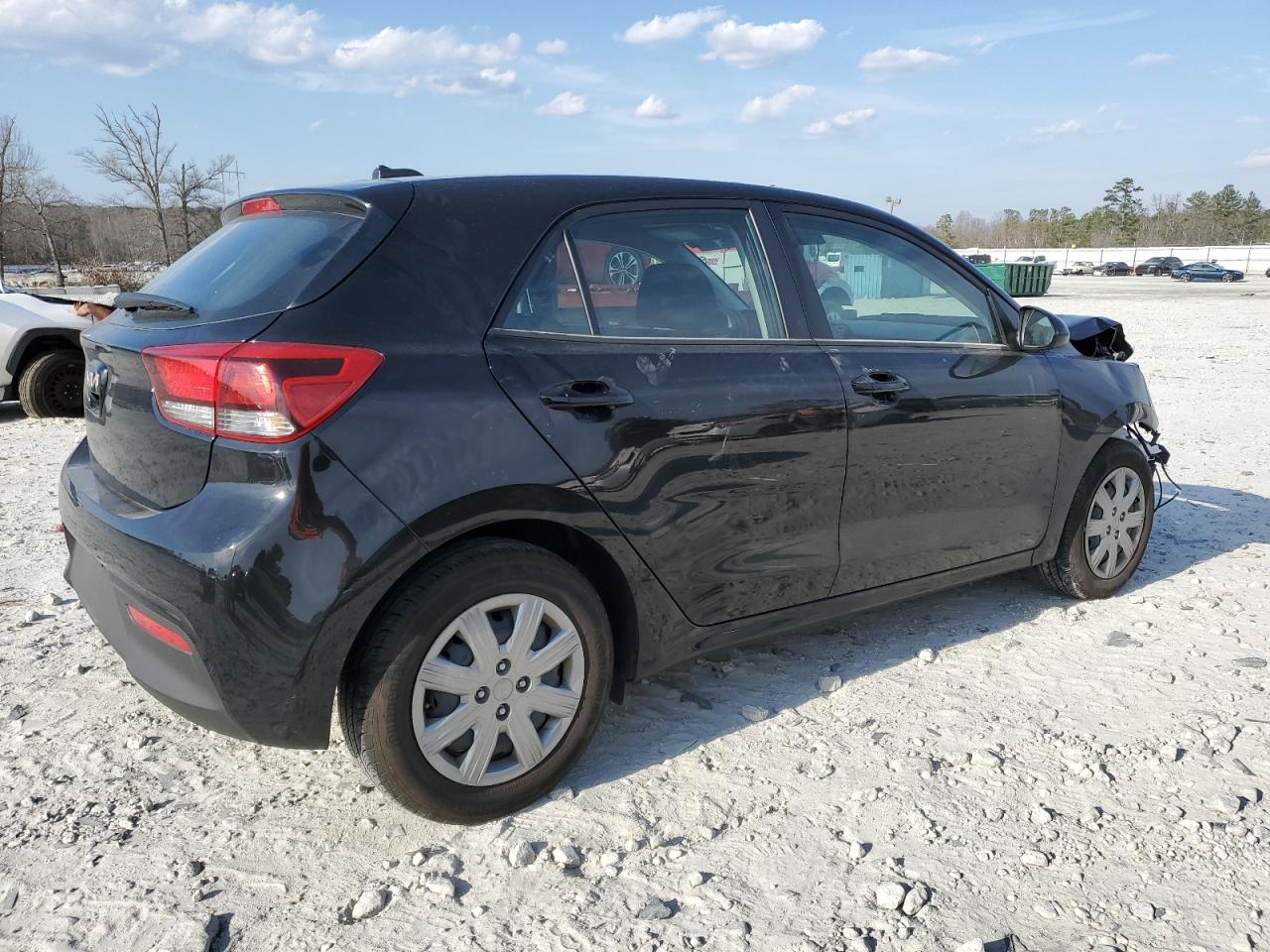 2023 Kia Rio - Image 3