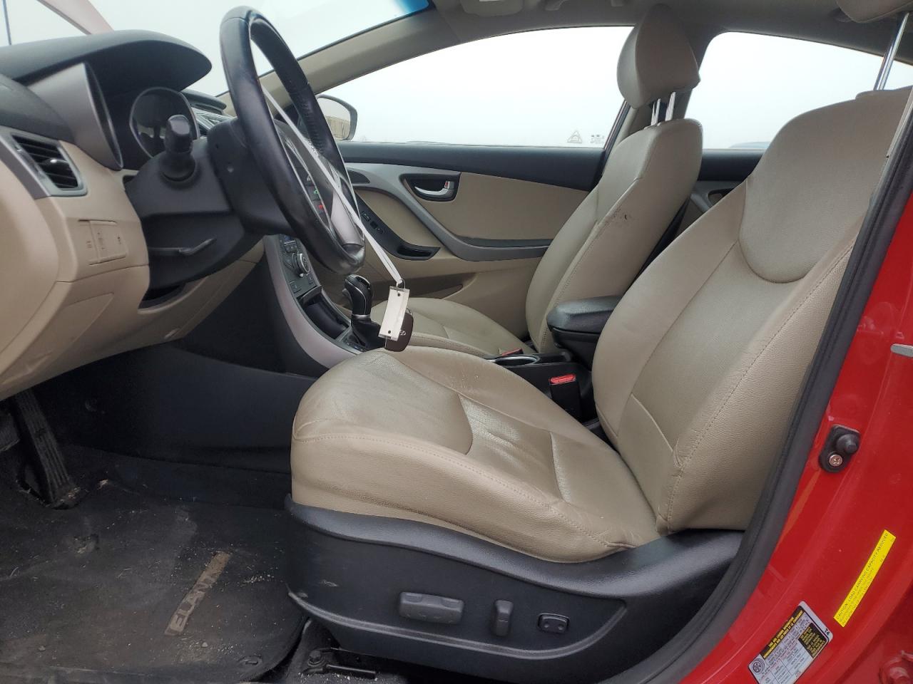 2014 Hyundai Elantra - Image 7