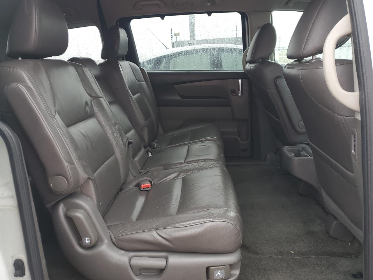 2014 Honda Odyssey - Image 11