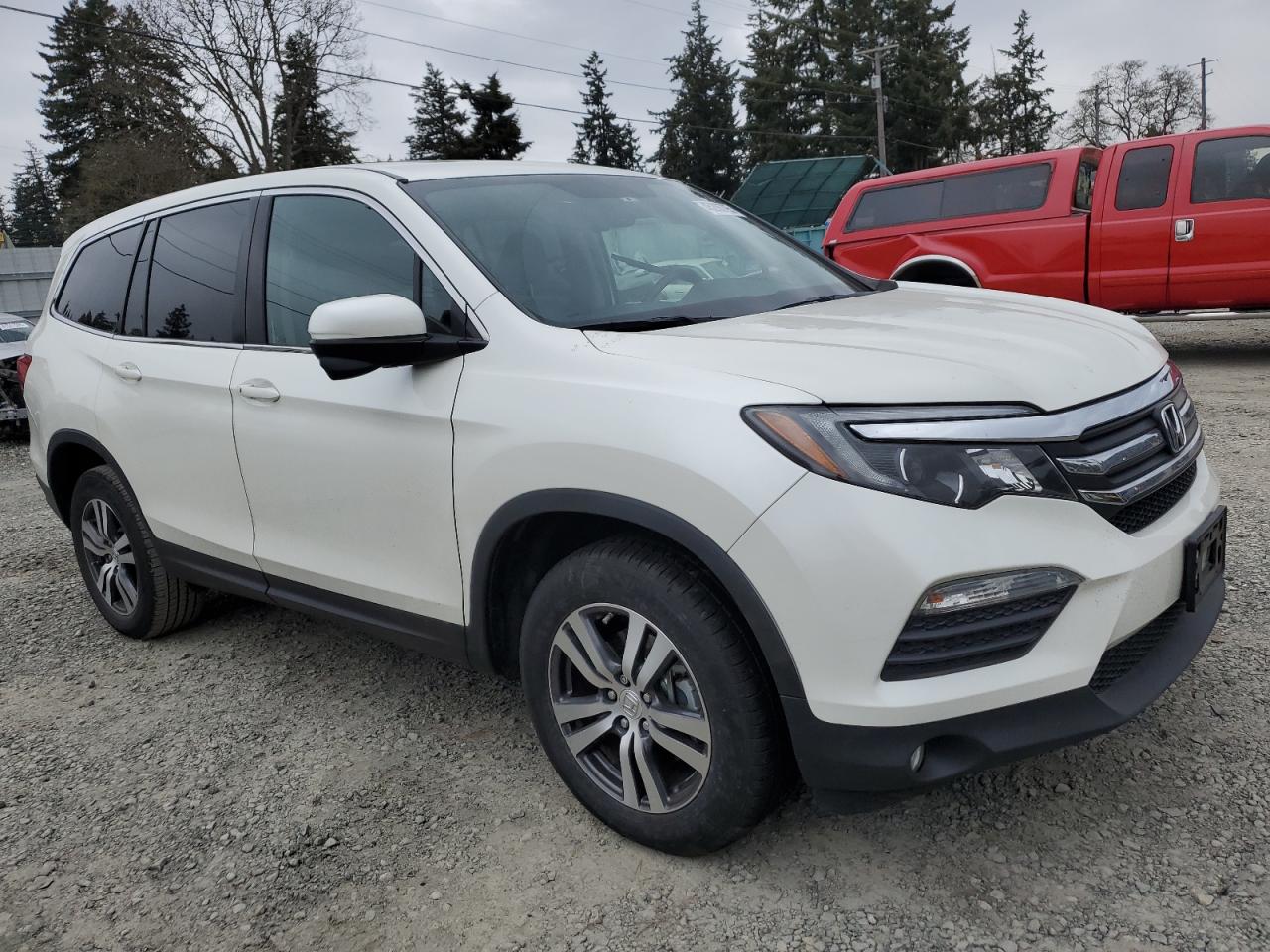 2017 Honda Pilot - Image 4