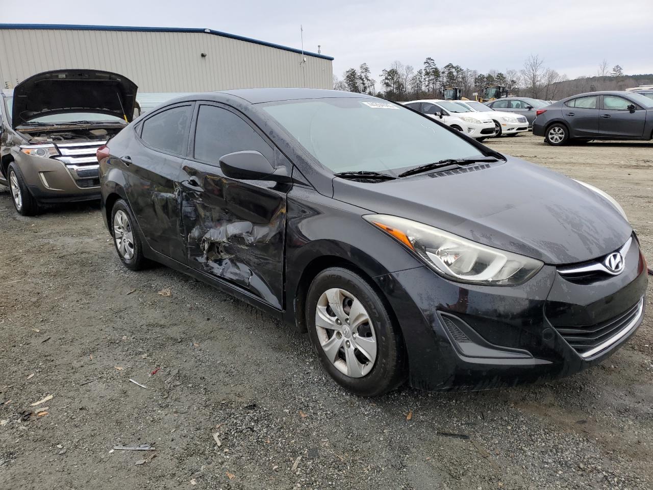 2016 Hyundai Elantra - Image 4
